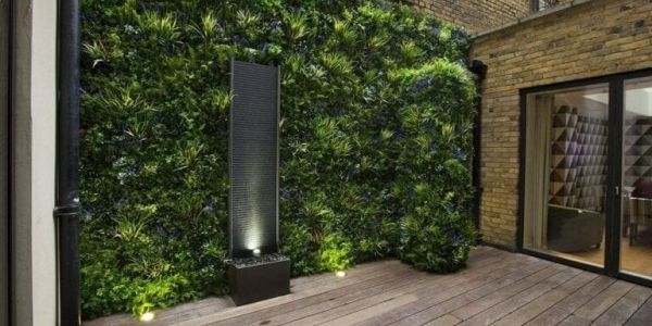 Jardins verticais promovem o verde nos centros urbanos