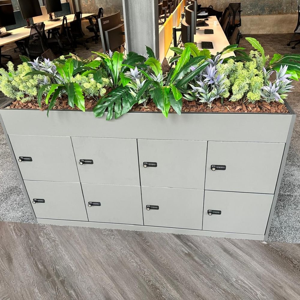 Floreira Artificial para a PWC Porto em Matosinhos