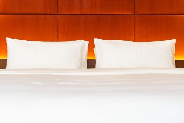 Como escolher a cabeceira de cama correta para o seu projeto de quarto?